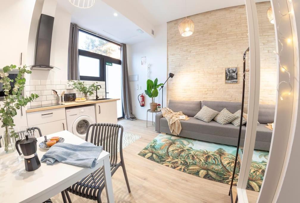 Al5 Seaside Bliss-Stylish Loft Steps From Malvarrosa Valencia Exterior foto